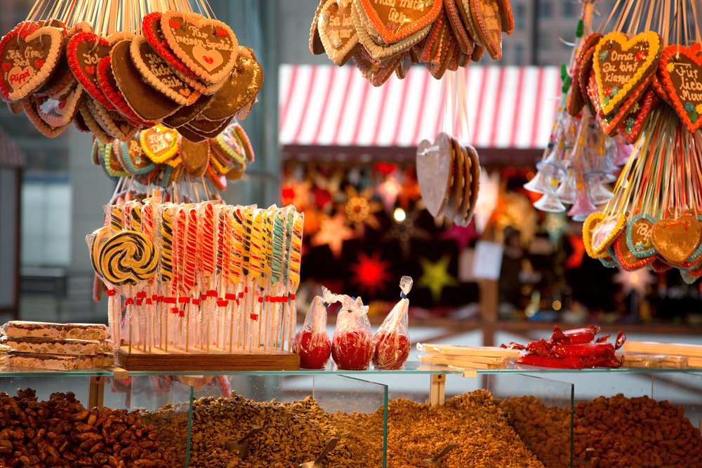Gingerbreads,,Candies,And,Nuts,Displayed,On,A,Christmas,Market,Stall